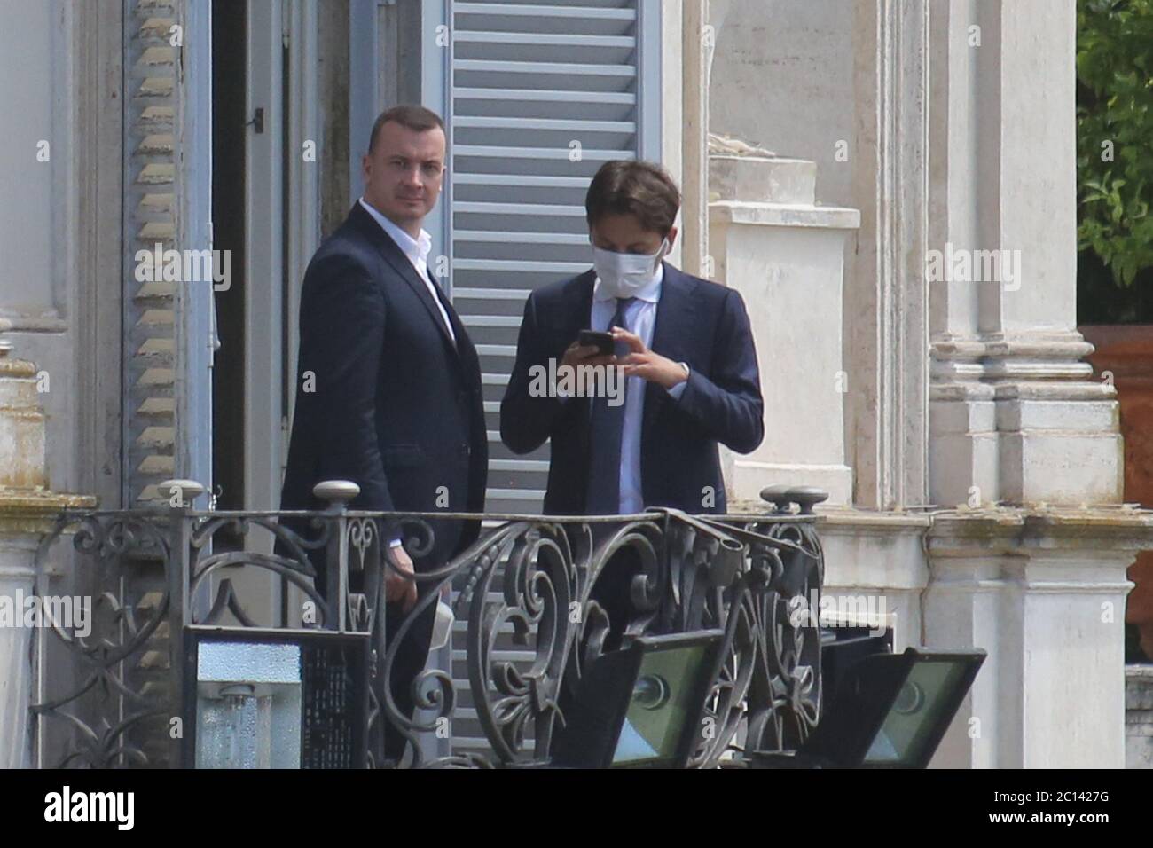 Roma, Italia. 13 Giugno 2020. ROMA, ITALIA 13 giugno 2020: Rocco Casalino. Giuseppe Conte ha concocato gli Stati generali a Villa Pamphili a Roma, per affronto la grave crisi economica e sociale causata dalla pandemia Covid-19. Nel primo giorno l'incontro tra i ministeri. Credit: Agenzia indipendente di fotografia/Alamy Live News Foto Stock