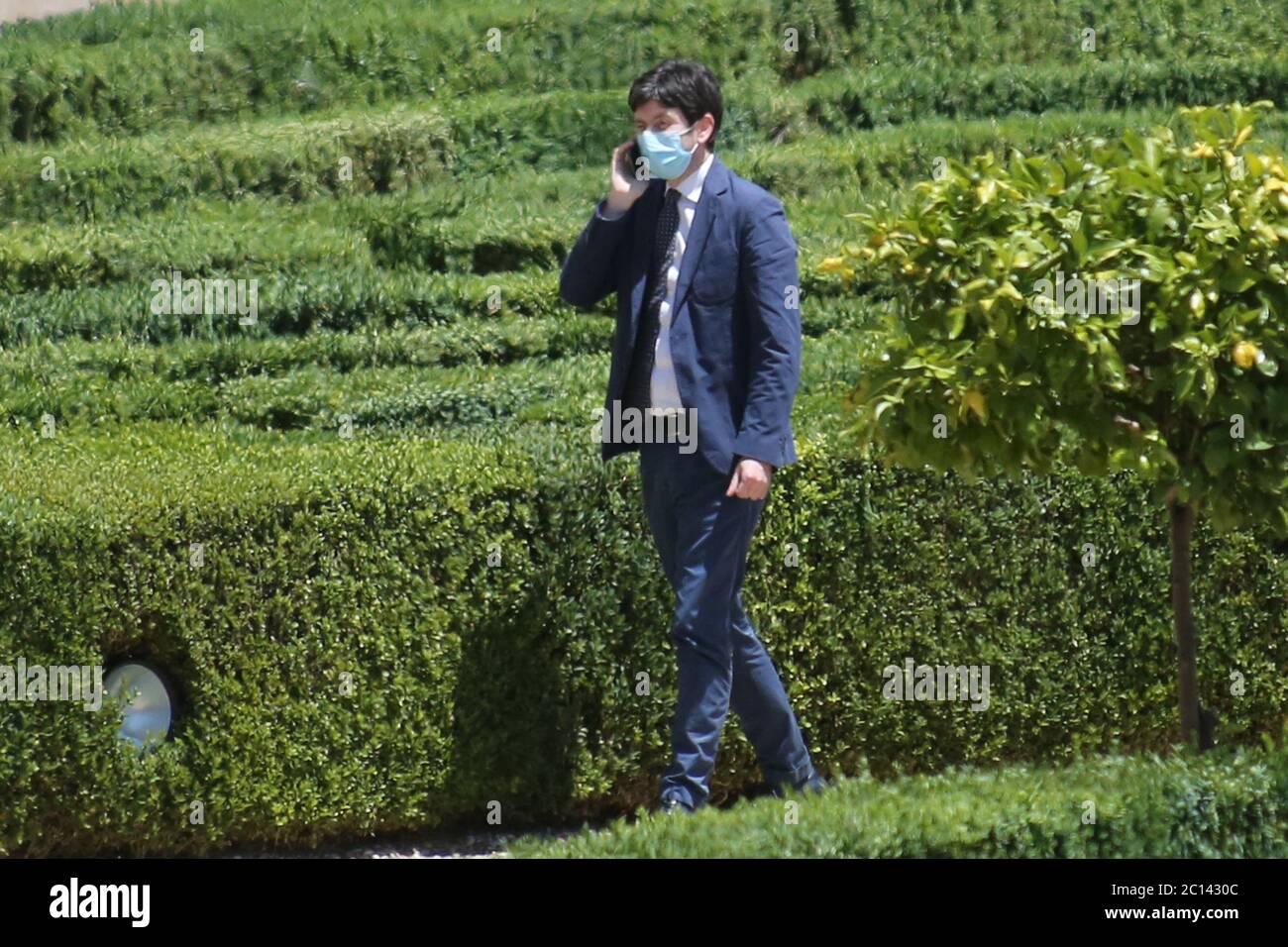 Roma, Italia. 13 Giugno 2020. ROMA, ITALIA 13 giugno 2020: Roberto speranza. Giuseppe Conte ha concocato gli Stati generali a Villa Pamphili a Roma, per affronto la grave crisi economica e sociale causata dalla pandemia Covid-19. Nel primo giorno l'incontro tra i ministeri. Credit: Agenzia indipendente di fotografia/Alamy Live News Foto Stock