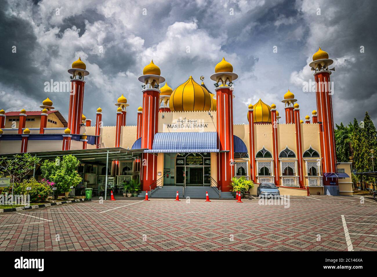 Kuah Town, Langkawi, Malesia - Novembre 2017. Masjid al Hana è popolare tra i locali ed è il più grande di Langkawi Foto Stock