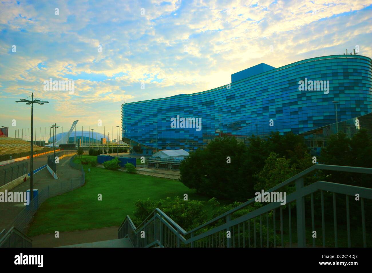 Sochi, Russia - Giugno 13, 2020. L'iceberg Skating Palace, utilizzato durante le Olimpiadi invernali del 2014. Parco Olimpico Sochi. Foto Stock