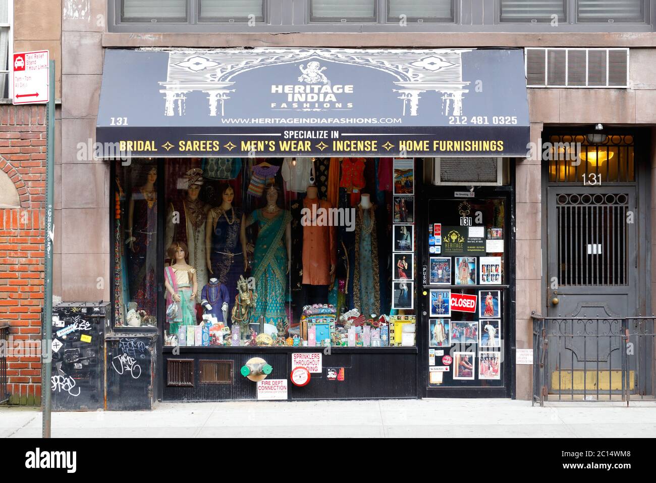 Heritage India Fashions, 131 Lexington Ave, New York, NYC storefront foto di una boutique di moda indiana nel quartiere 'Curry Hill' Manhattan Foto Stock