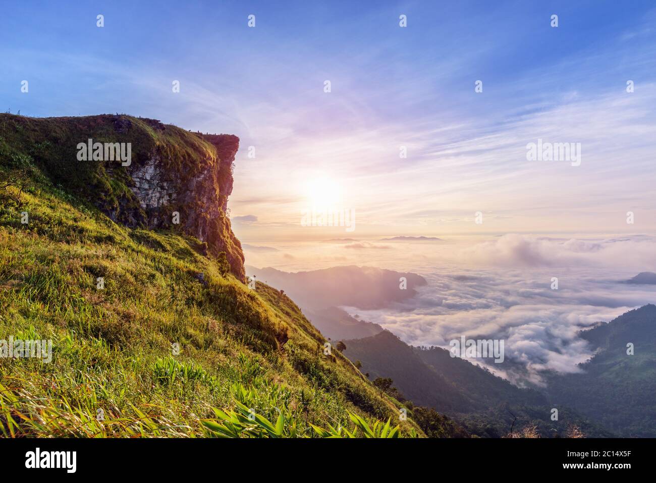 Alba sul Phu Chi fa Forest Park, Thailandia Foto Stock