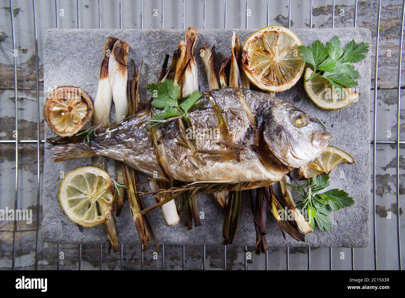 Orate di mare cotta al forno Foto Stock