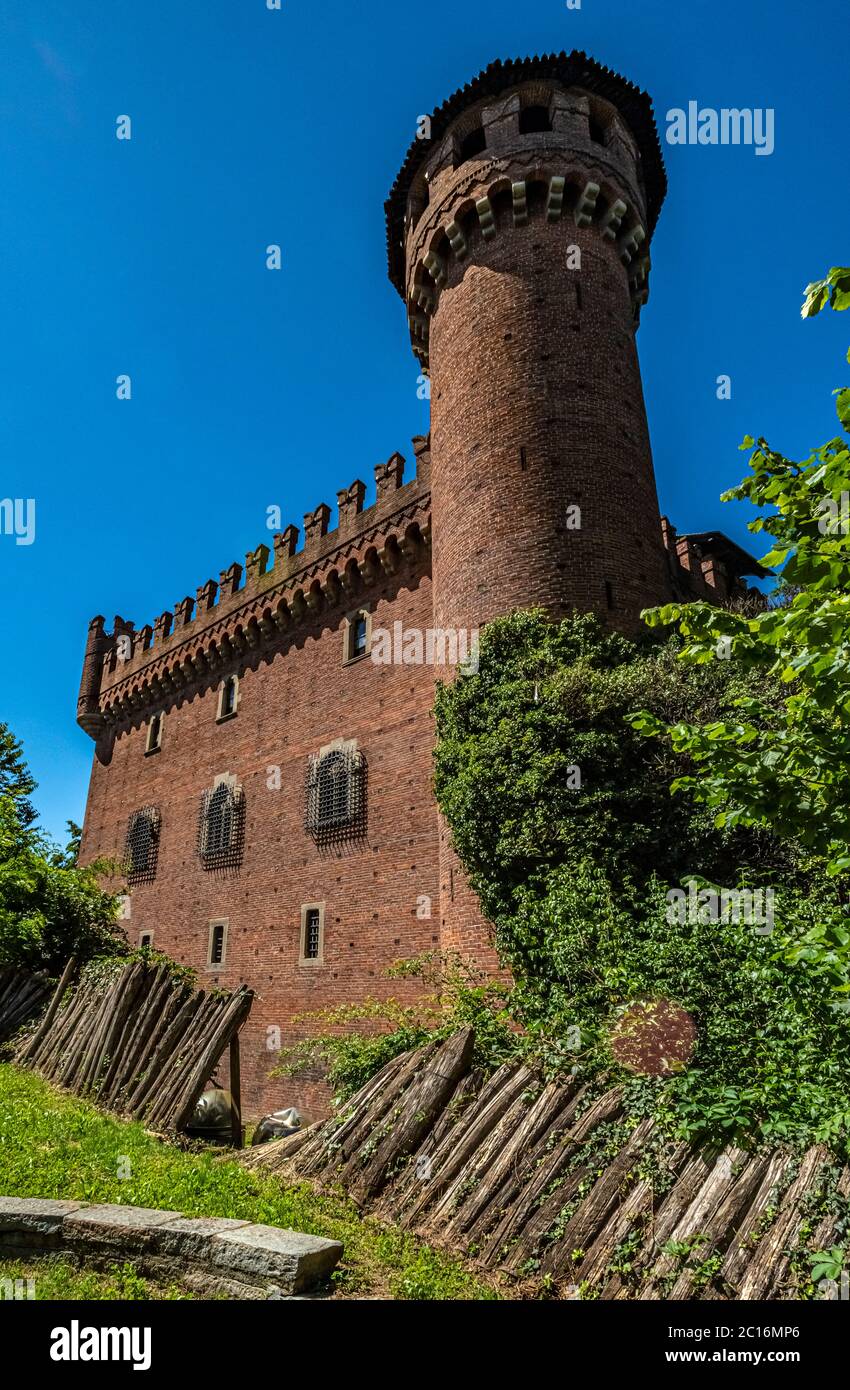 Italia Piemonte Torino Parco del Valentino - Borgo medievale - Castello Foto Stock