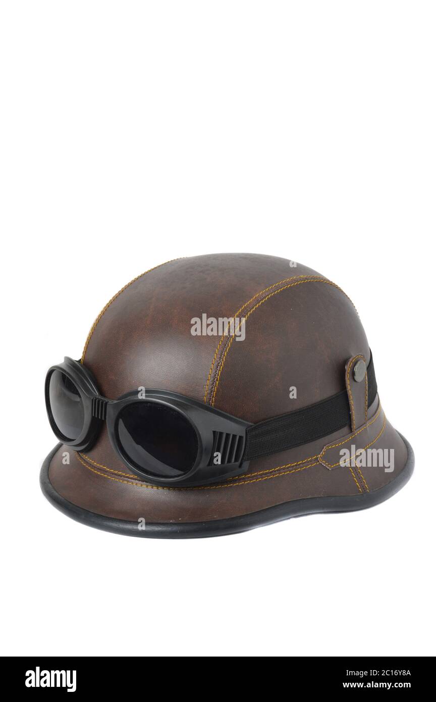 vecchio casco in pelle marrone Foto Stock vecchio casco in pelle marrone Foto Stock