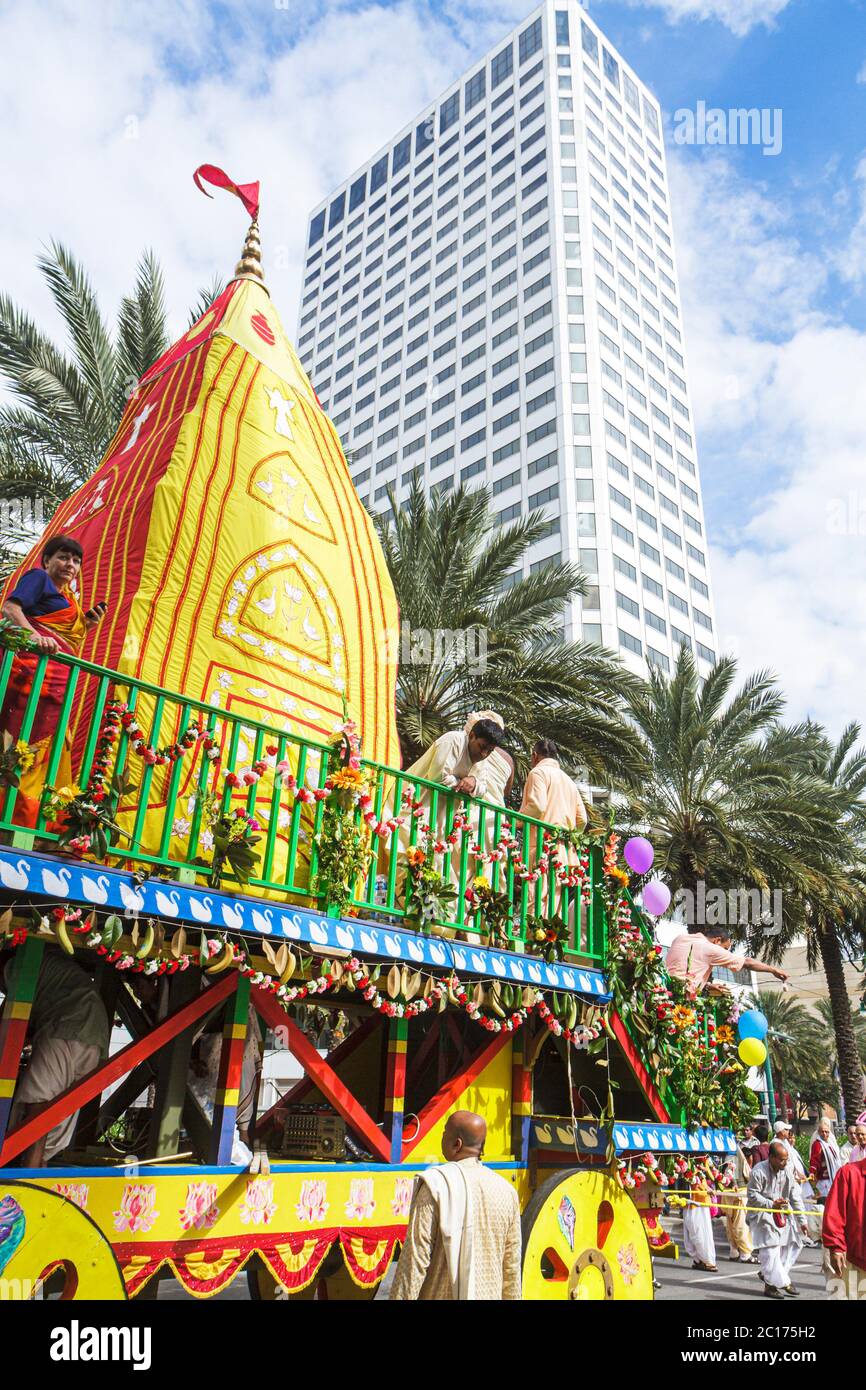 New Orleans Louisiana, centro, Canal Street, Festival of India, Rath Yatra, Hare Krishna, Induismo, religione orientale, festival, sfilata galleggiante, processione, galleggiante Foto Stock