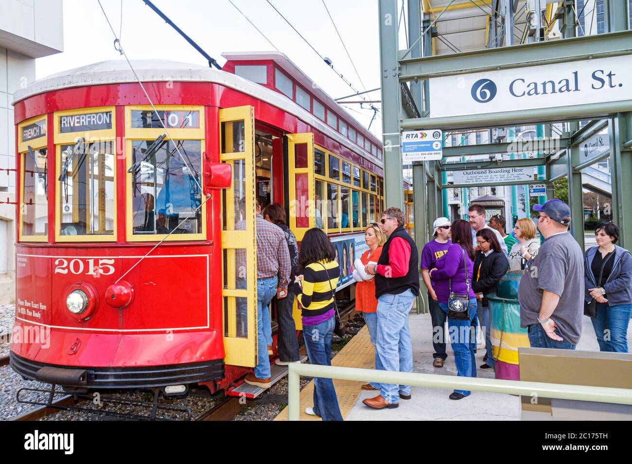 New Orleans Louisiana, Regional Transit Authority, RTA, trasporti pubblici, linea tram River Waterfront, fermata Canal Street, tram, tram, tram, porta aperta, bo Foto Stock