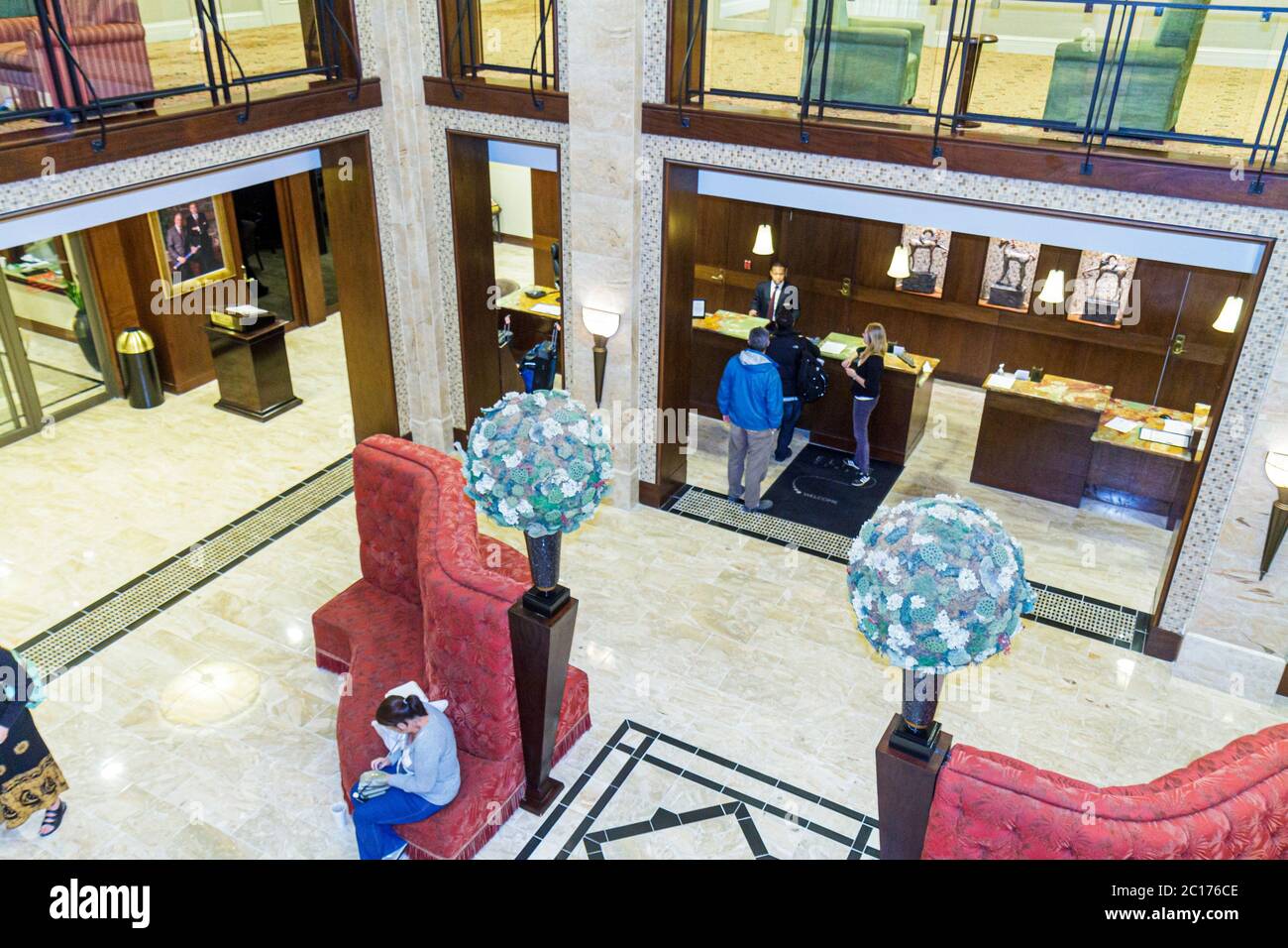 New Orleans Louisiana, Warehouse District, Marriott at the Convention Center, hotel hotel che alloggiano motel, catena, industria dell'ospitalità, hall, GUES Foto Stock