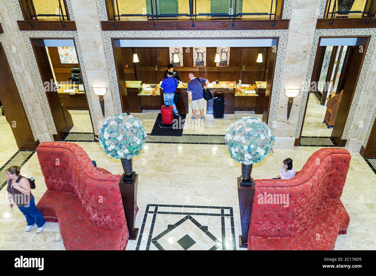 New Orleans Louisiana, Warehouse District, Marriott at the Convention Center, hotel hotel che alloggiano motel, catena, industria dell'ospitalità, hall, GUES Foto Stock