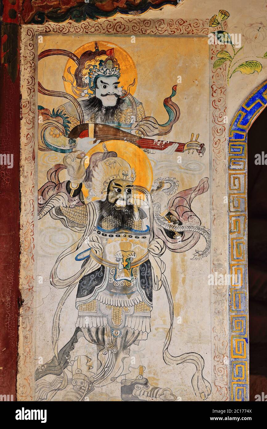 Due dei quattro Re-Celeste-Buddisti-dèi: ChiGuo-East King e GuangMu-West King. Qianfo Grottos-Gansu-Cina-0937 Foto Stock