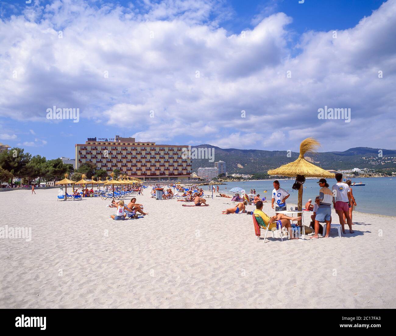 Vista della spiaggia, Palmanova, Calvia comune, Maiorca, isole Baleari, Spagna Foto Stock