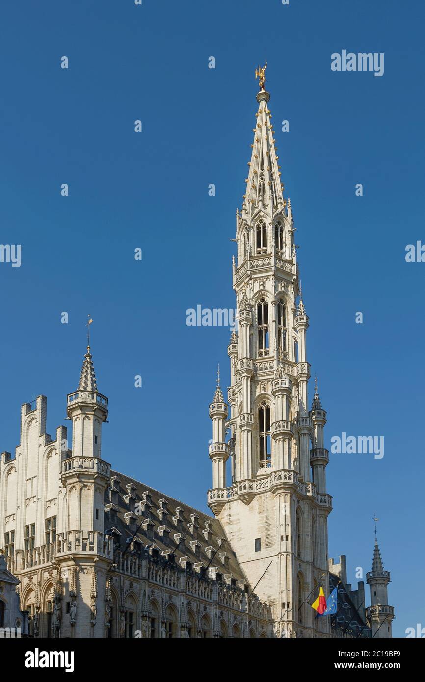Dettaglio del della torre del municipio in Brussele, Belgio Foto Stock