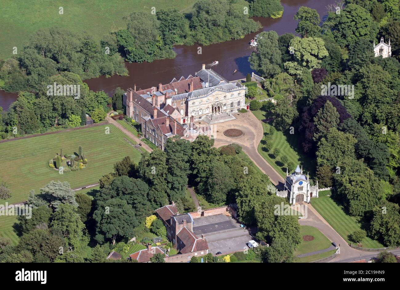 Veduta aerea del Palazzo di Bishopthorpe ( e Centro Congressi), York, Regno Unito Foto Stock