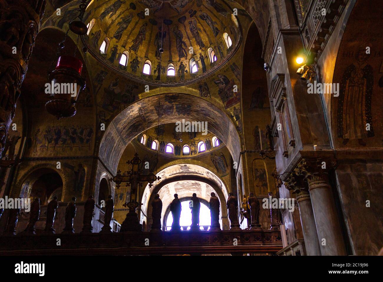 Basilica di San Marco Venezia - panoramica dei mosaici, i piani