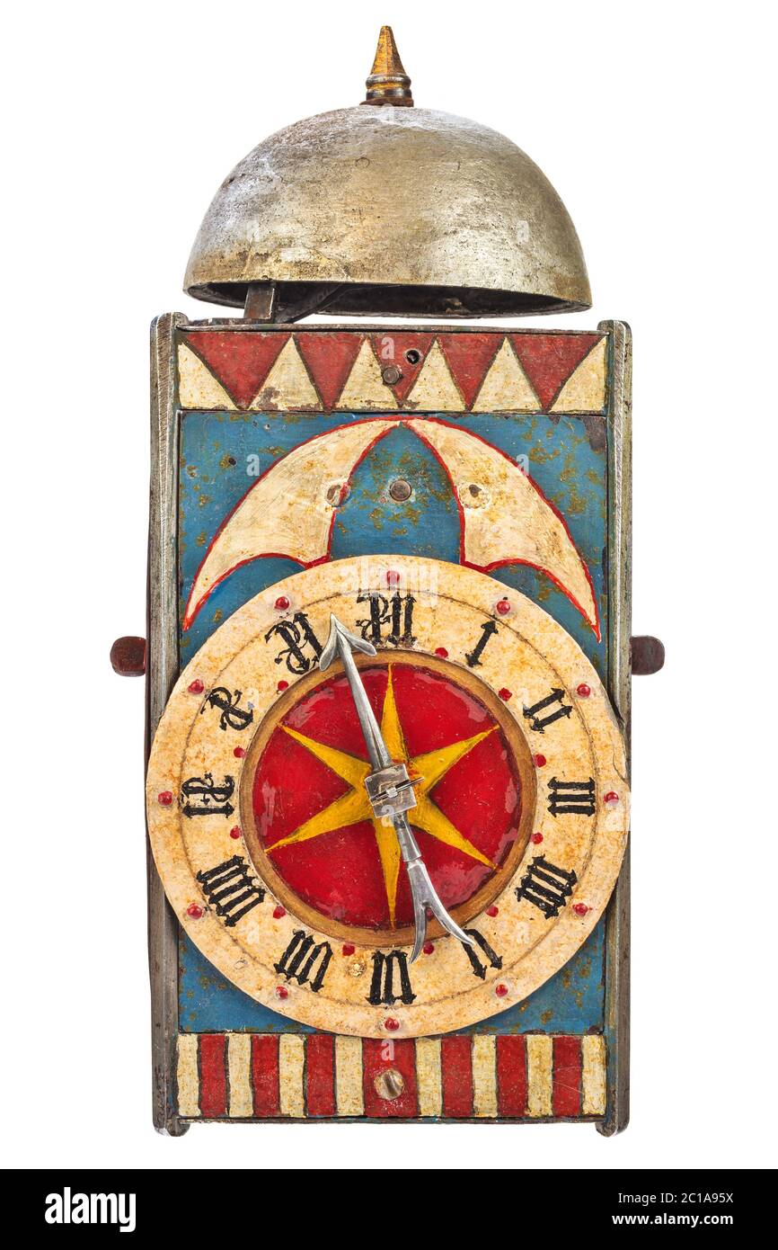 Orologio autentico del XVII secolo con una campana sulla parte superiore isolato su uno sfondo bianco Foto Stock