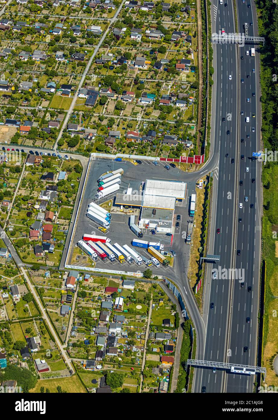 Fotografia aerea, distributore di benzina Shell, Vietingstraße, parcheggio camion, fotografia aerea, distributore di benzina Shell, Vietingstraße, parcheggio camion, autostrada Foto Stock