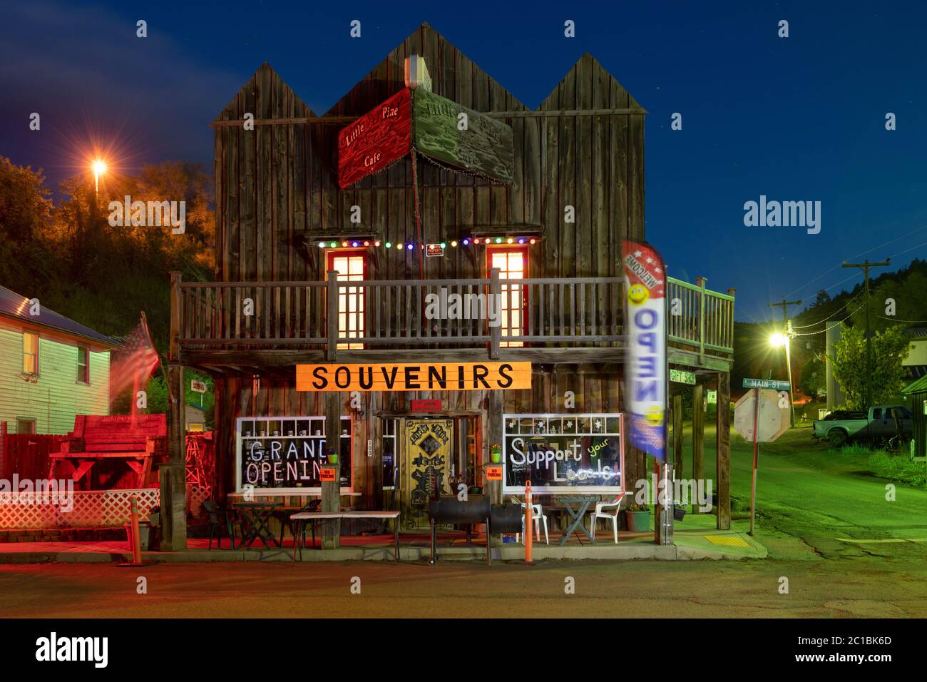 USA, Oregon, Wheeler County, Mitchell, negozio in una piccola città Foto Stock