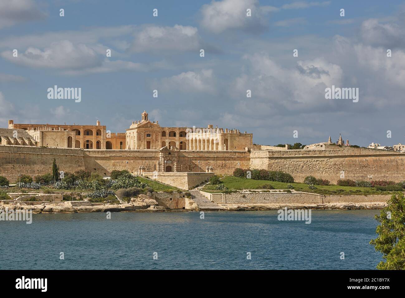 Il vecchio palazzo bellissimo a La Valletta a Malta Foto Stock