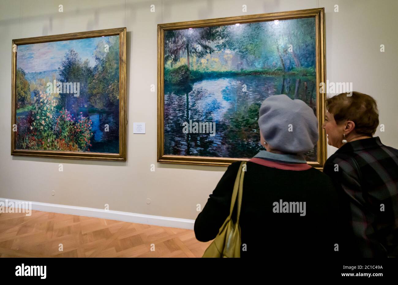 Claude Monet dipinti, Rose nel Giardino di Hosede e lo Stagno di Montgerond, Museo Hermitage, edificio del personale generale, San Pietroburgo, Russia Foto Stock