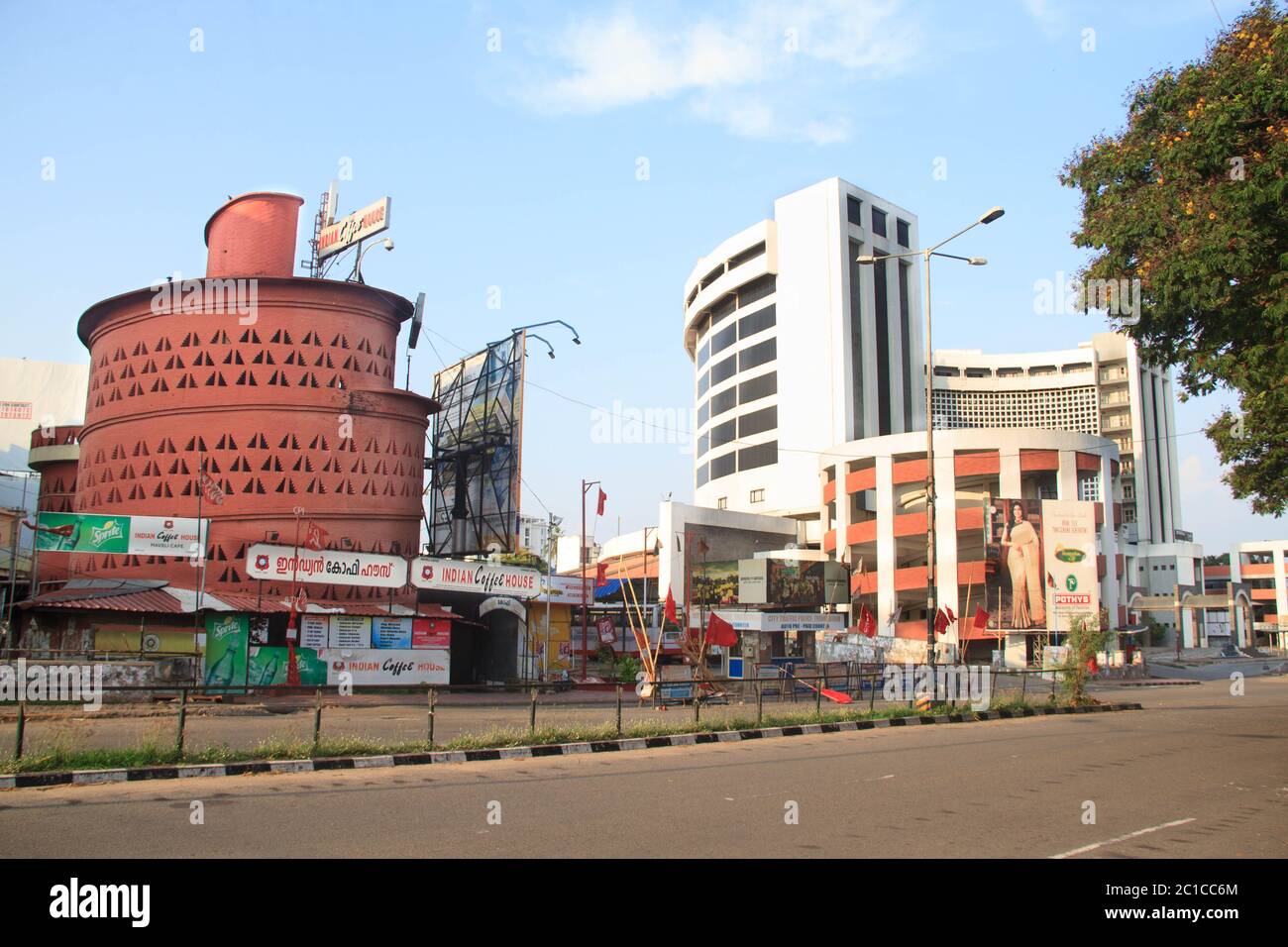 Uno dei principali punti di riferimento nell'area di Thampanoor di Trivandrum, la Larie Baker's Indian Coffee House, Thambanoor Foto Stock