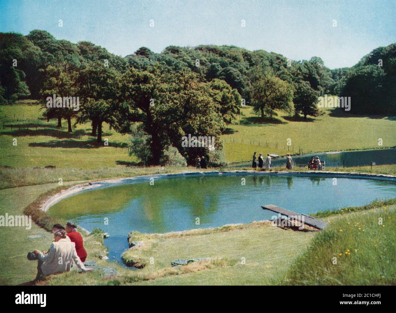 La piscina all'aperto di Chartwell, vicino a Westerham, Kent, Inghilterra. La casa di campagna di Sir Winston e Lady Churchill. Sir Winston Leonard Spencer-Churchill, 1874 – 1965. Politico britannico, ufficiale dell'esercito, scrittore e due volte primo ministro del Regno Unito. Foto Stock