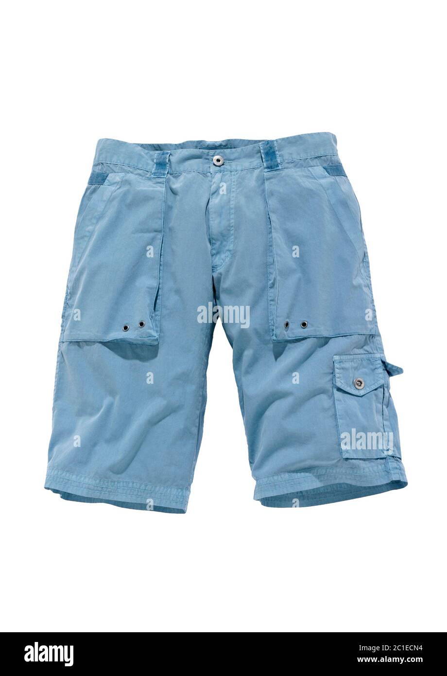 shorts stile cargo blu isolato su bianco Foto Stock