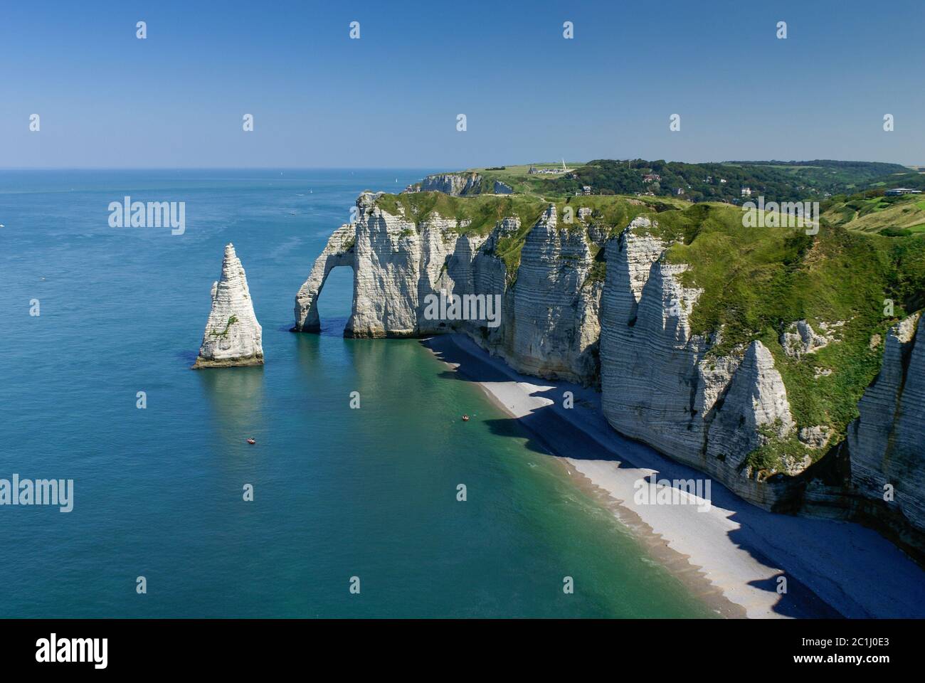 Etretat Normandia Francia Porte d'Aval l'Aiguille Foto Stock