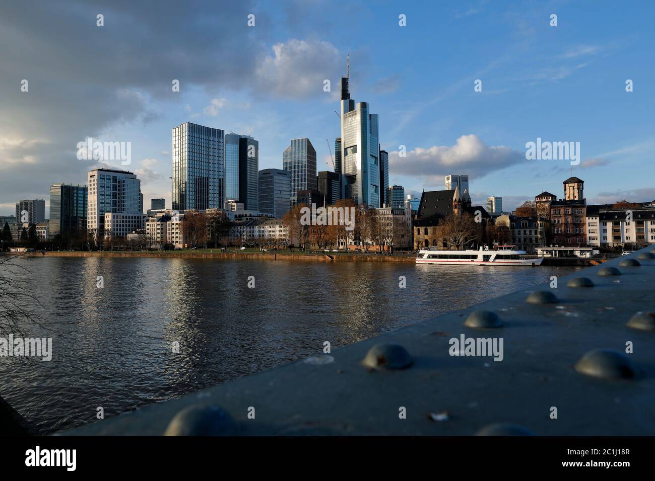 Lo skyline di Francoforte am Main Foto Stock