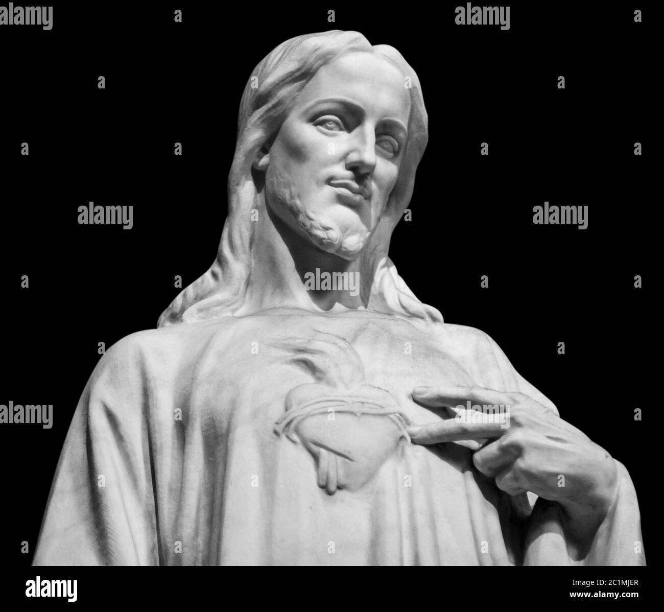 Statua di Gesù Cristo isolata su sfondo nero con percorso di ritaglio Foto Stock