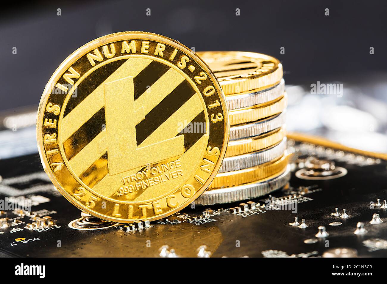 Bitcoin Cryptocurrency Bit digitale medaglia BTC valuta la tecnologia Internet Business concetto. Foto Stock