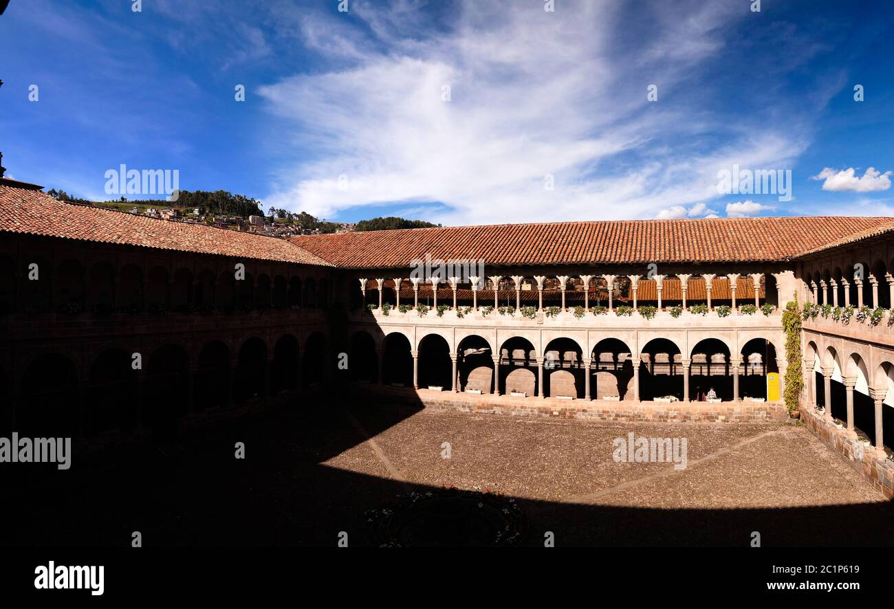 Vista di Coricancha, famoso tempio nell'impero Inca, Cuzco, Perù Foto Stock