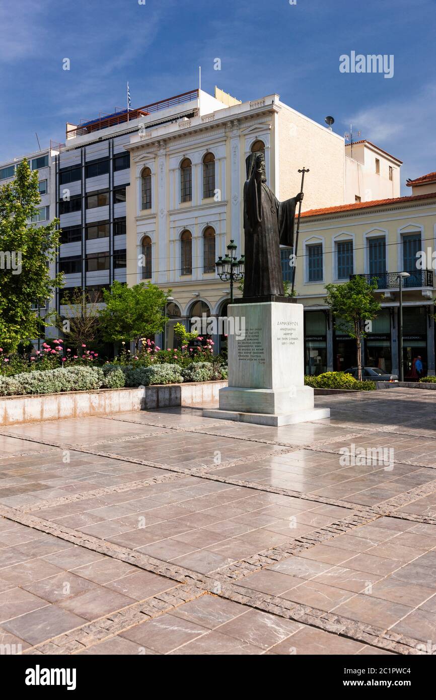 Statua di Mons. Damaskinos, Piazza Mitropoleos, Atene, Grecia, Europa Foto Stock