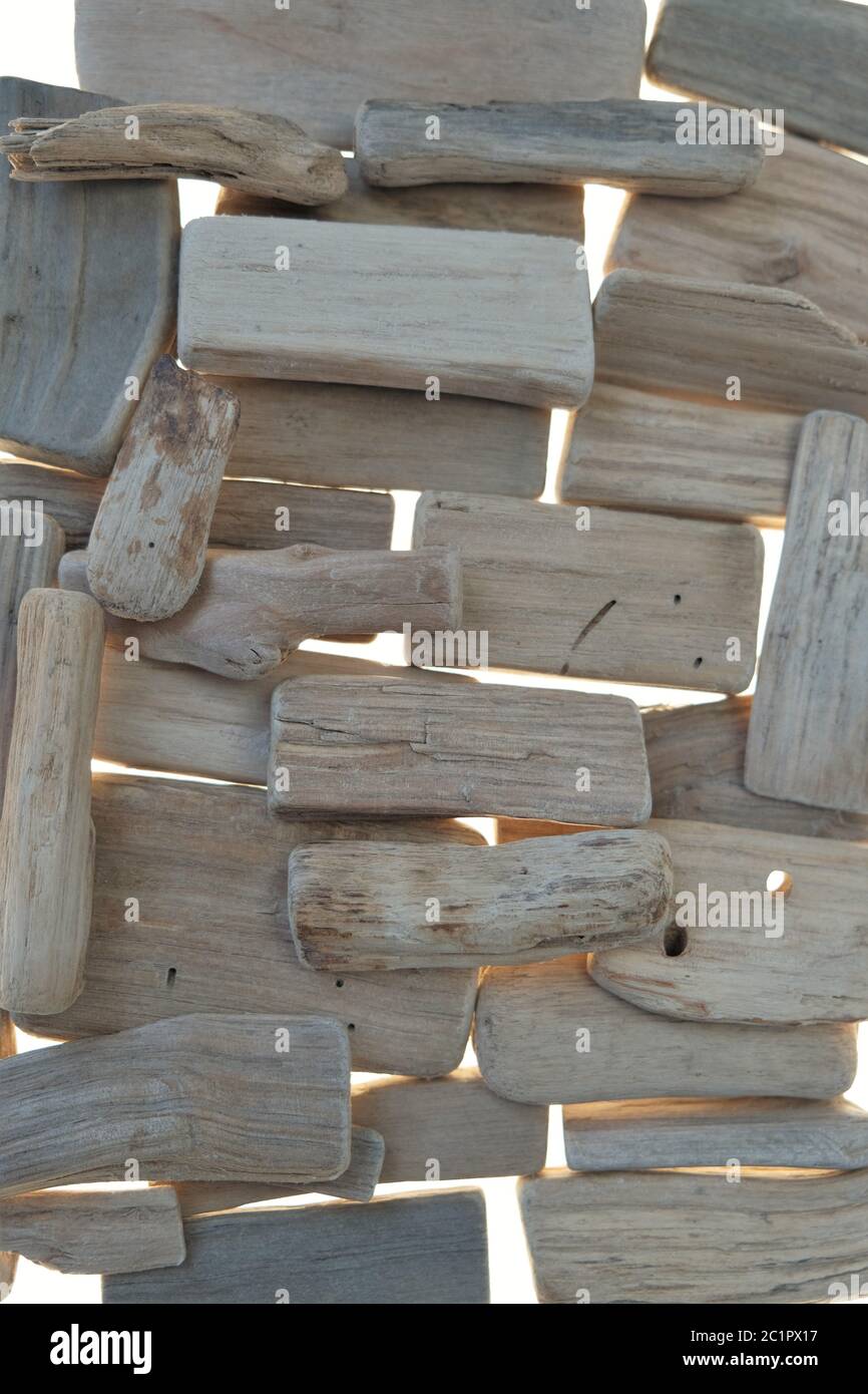 Driftwood background. Sea snags superficie. Driftwood grigio. Pezzi di legno di driftwood Texture. Foto Stock