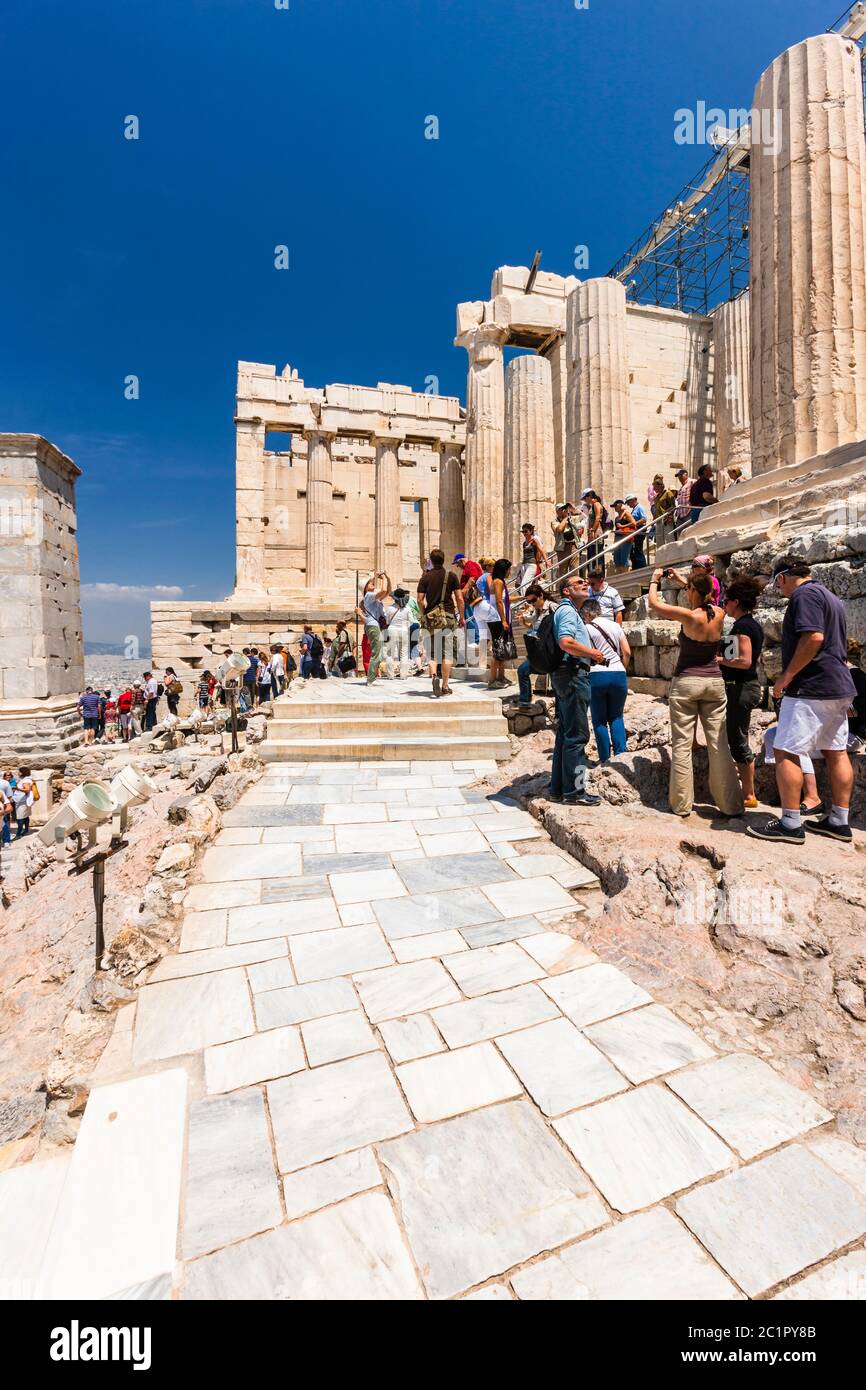 Propylaea, porta monumentale, l'ingresso dell'Acropoli, l'Acropoli di Atene, Atene, Grecia, Europa Foto Stock