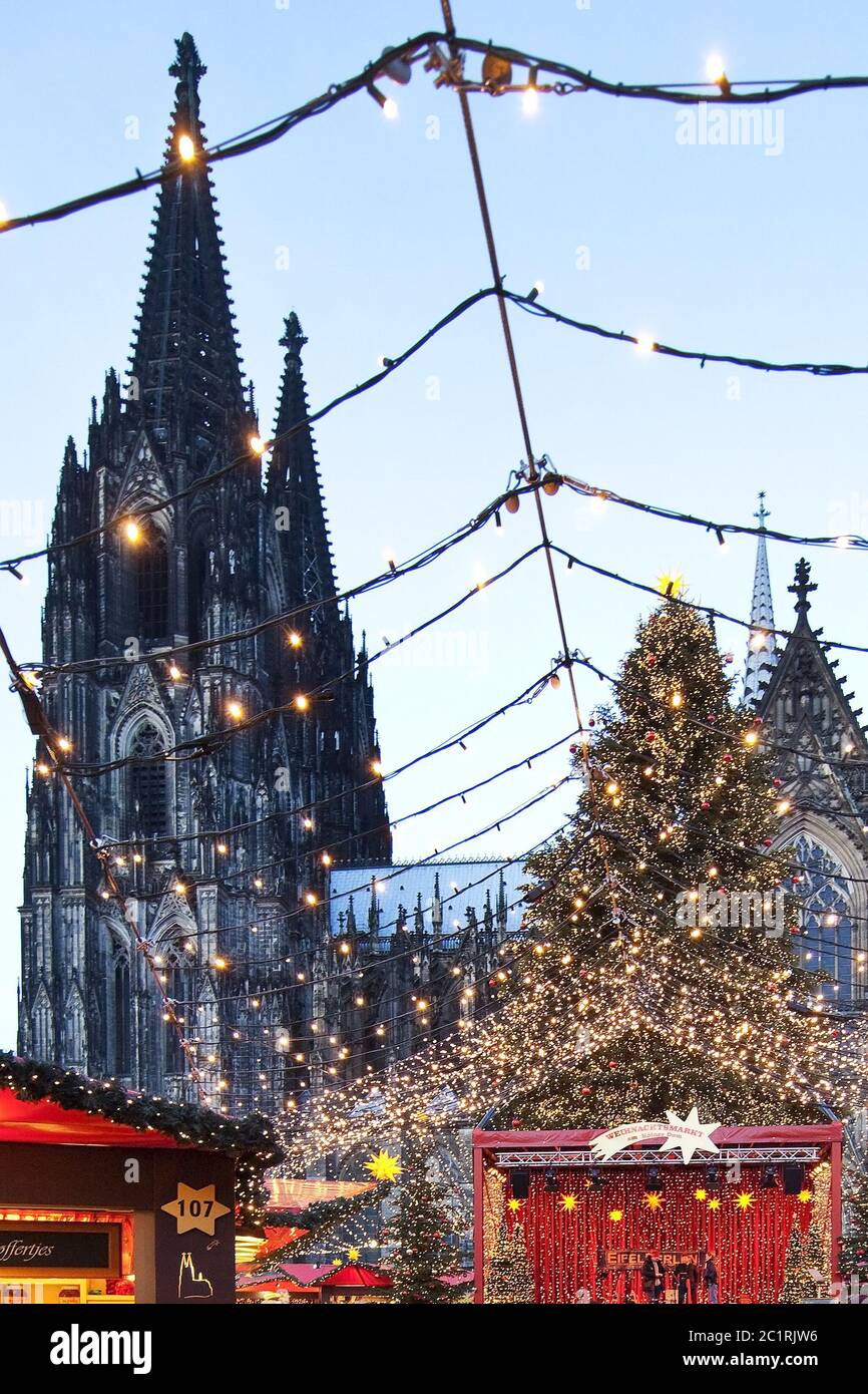 Mercatino di Natale presso la cattedrale di Colonia, Colonia, Renania settentrionale-Vestfalia, Germania, Europa Foto Stock