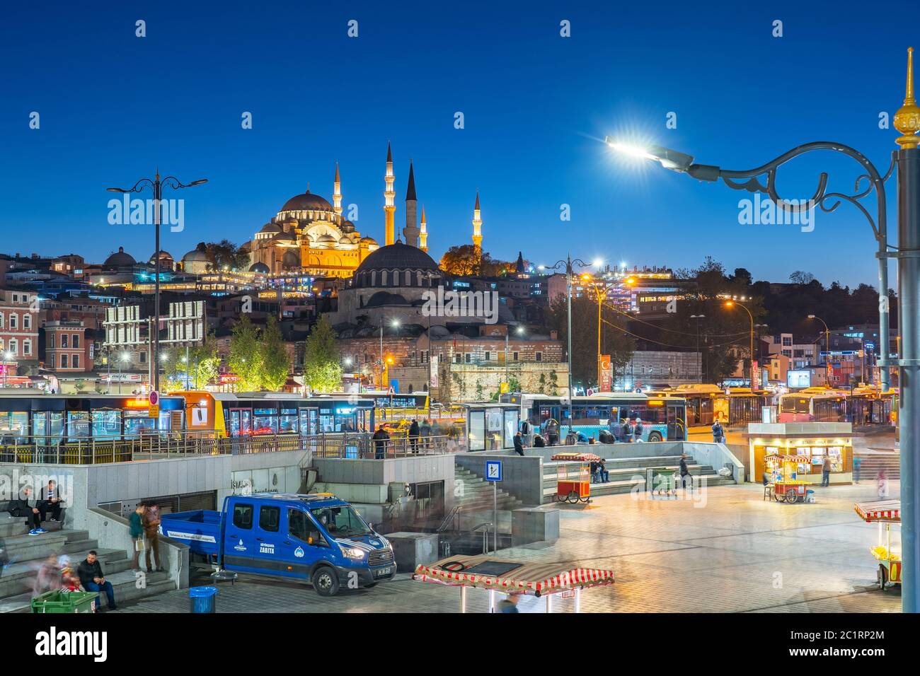 Istanbul città vicino al ponte Galata a Istanbul, Turchia Foto Stock