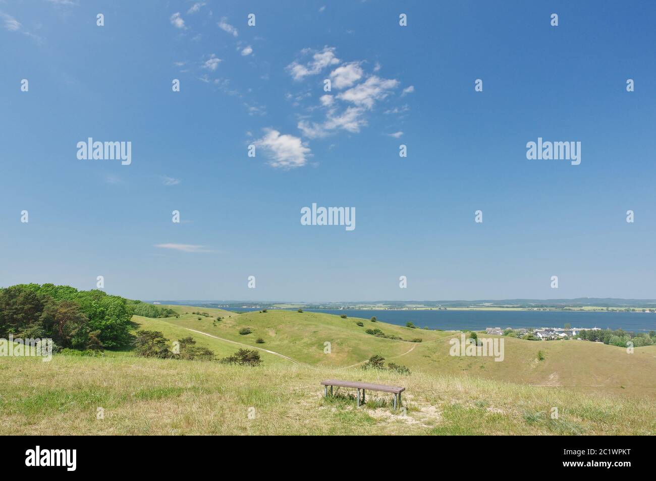 Vista panoramica: 'Zickersche Berge', direzione panoramica 'Hagensche Wiek' e 'Reddevitzer HÃ¶ft', penisola MÃ¶nchgut, Isola di RÃ¼gen, Germania, Europa occidentale Foto Stock