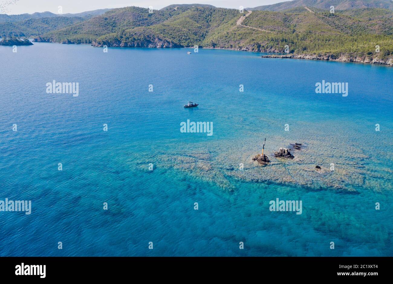 Vista aerea della scena costiera dalla Baia di Gokova Marina protetta Area Marmaris Turchia Foto Stock