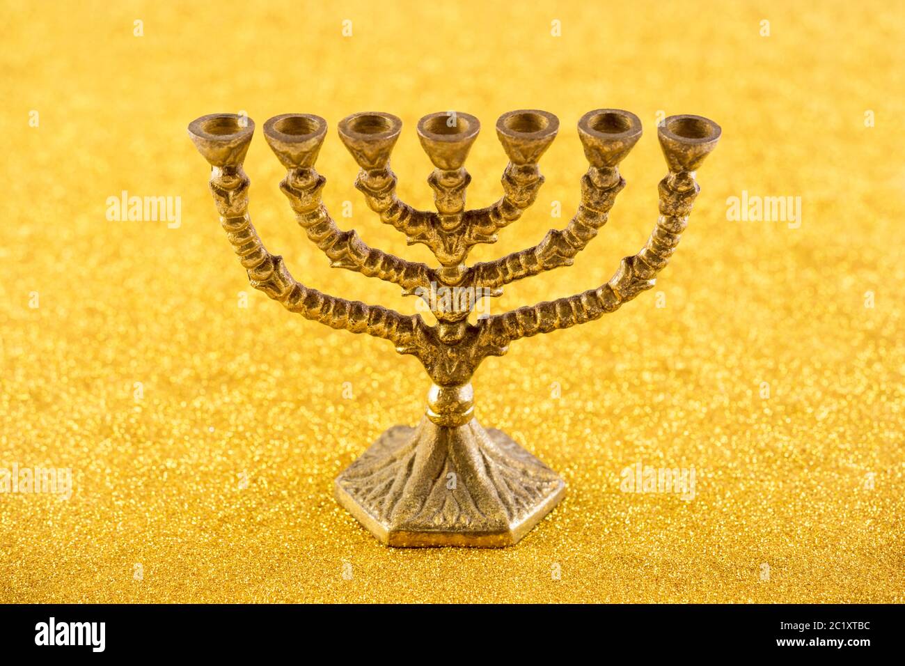 Candelabro ebraico immagini e fotografie stock ad alta risoluzione - Alamy