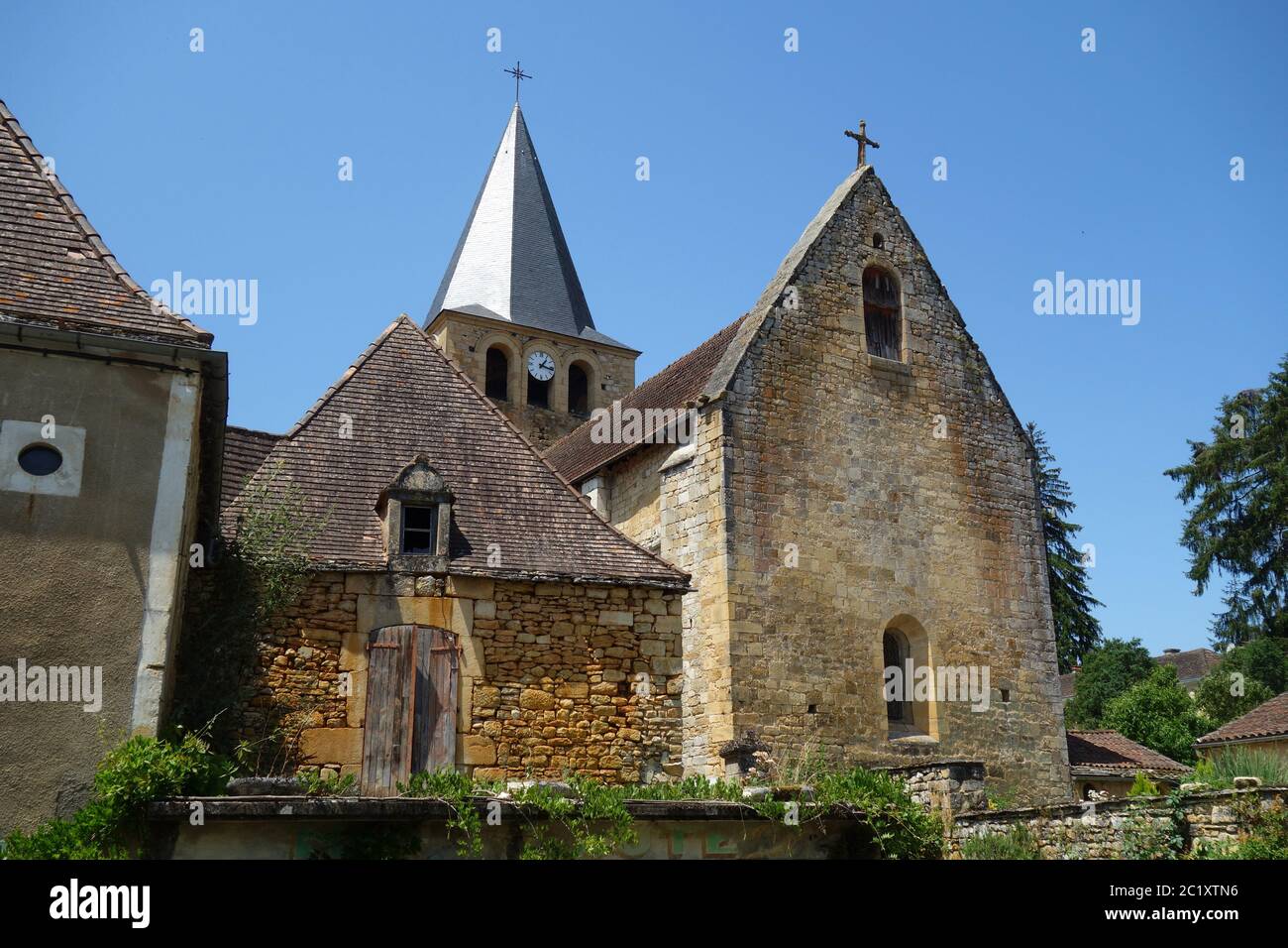 Chiesa parrocchiale di Saint-Jean-Baptiste a Saint Pompont Francia Foto Stock