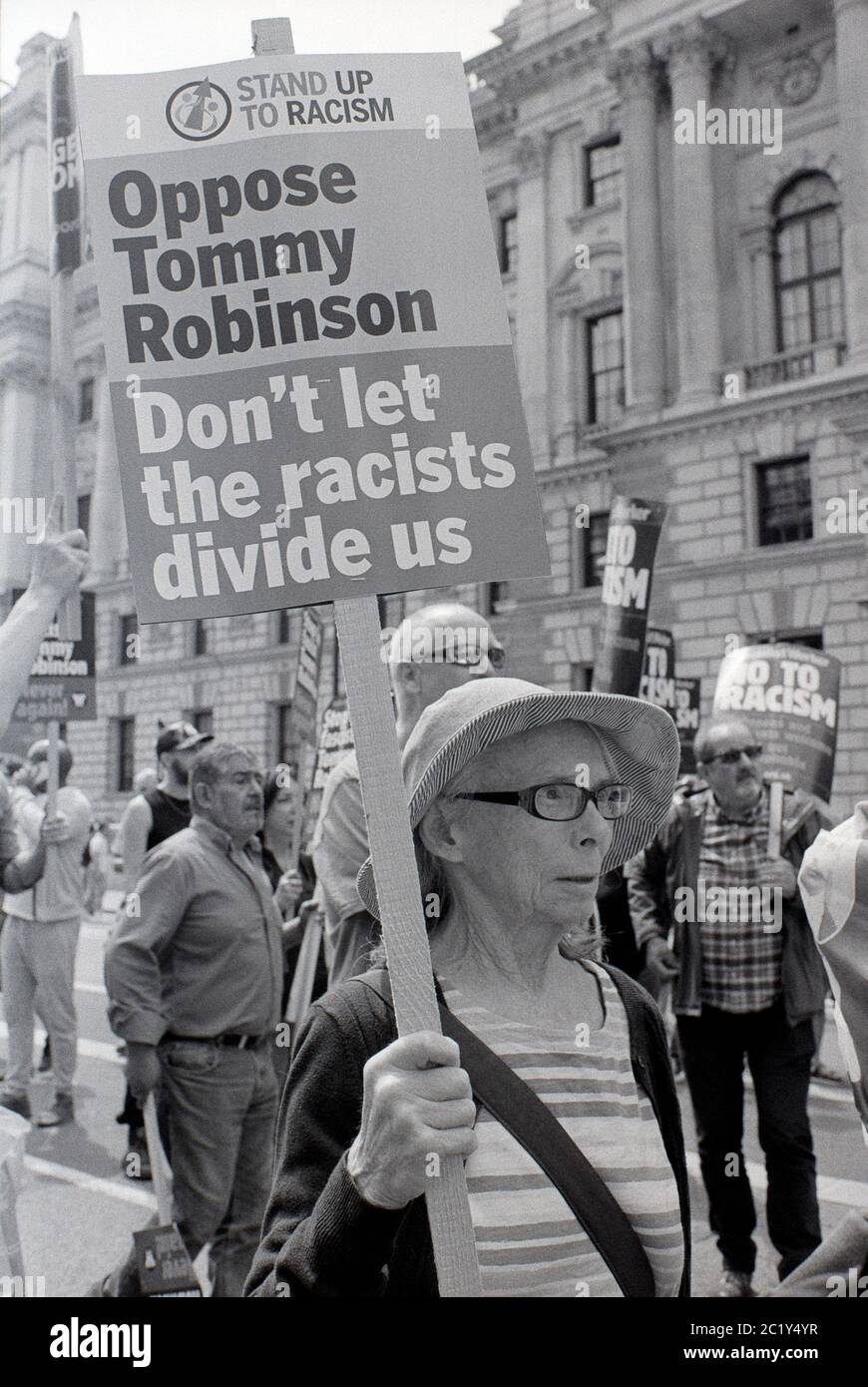 Protestante al rally di Free Tommy Robinson, Londra, Regno Unito. 9 giugno 2018 Foto Stock