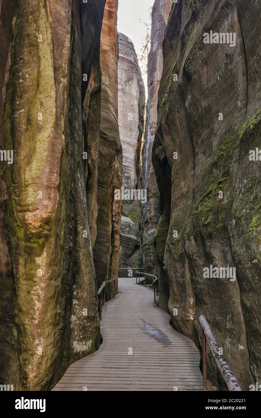 Slot canyon a Rocce di Adršpach, Adršpach-Teplice Rocks Riserva Naturale Nazionale, Central Sudetes, Bohemia Repubblica Ceca Foto Stock