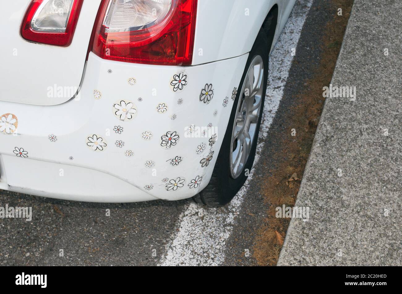 Car decals immagini e fotografie stock ad alta risoluzione - Alamy