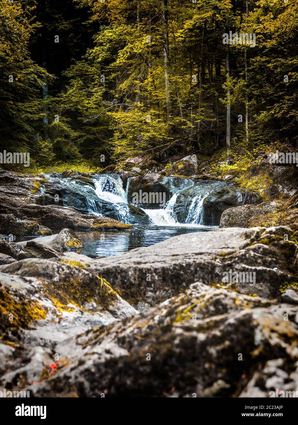 Buchberger Leite, escursioni, ruscello, cascata e pareti rocciose Foto Stock