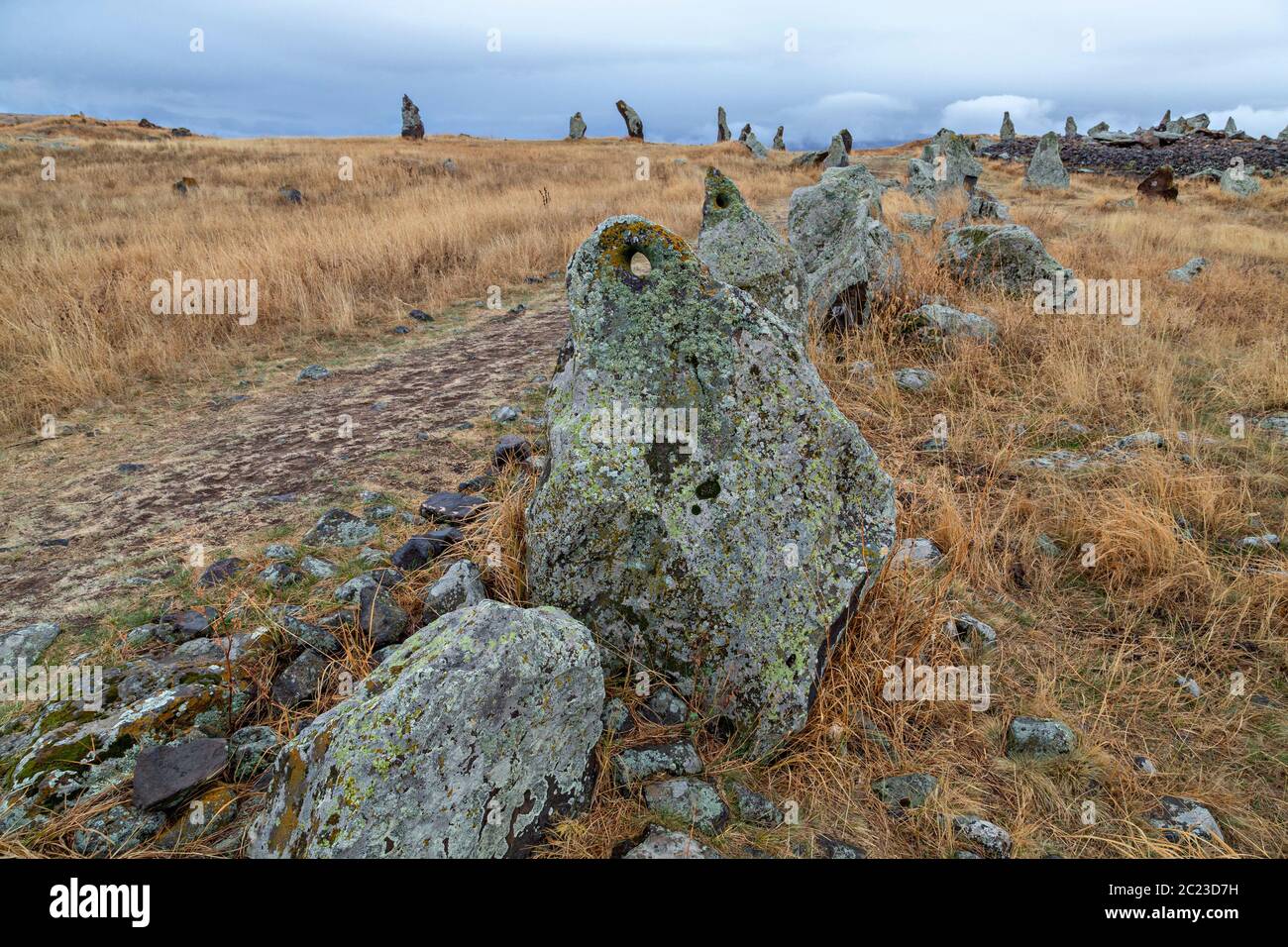 Henge di pietra armeno conosciuto come Zorats Karer, Armenia Foto Stock