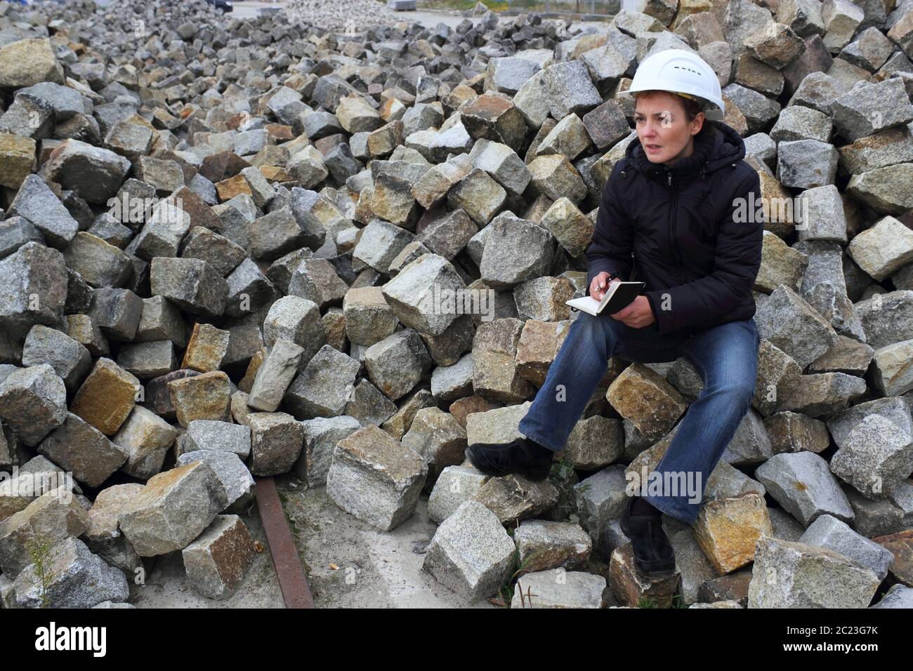 Sguardo di controllo Foto Stock
