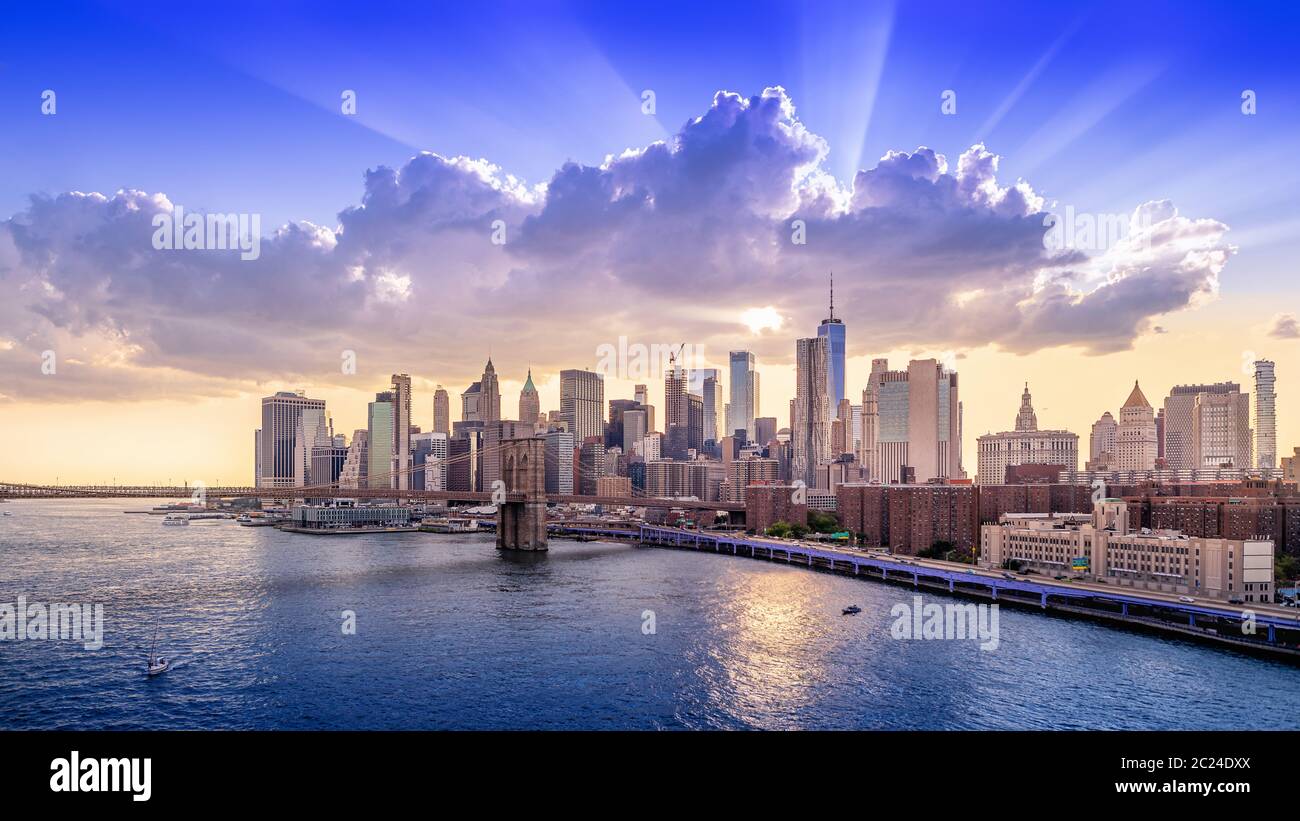 vista panoramica a manhattan al tramonto Foto Stock