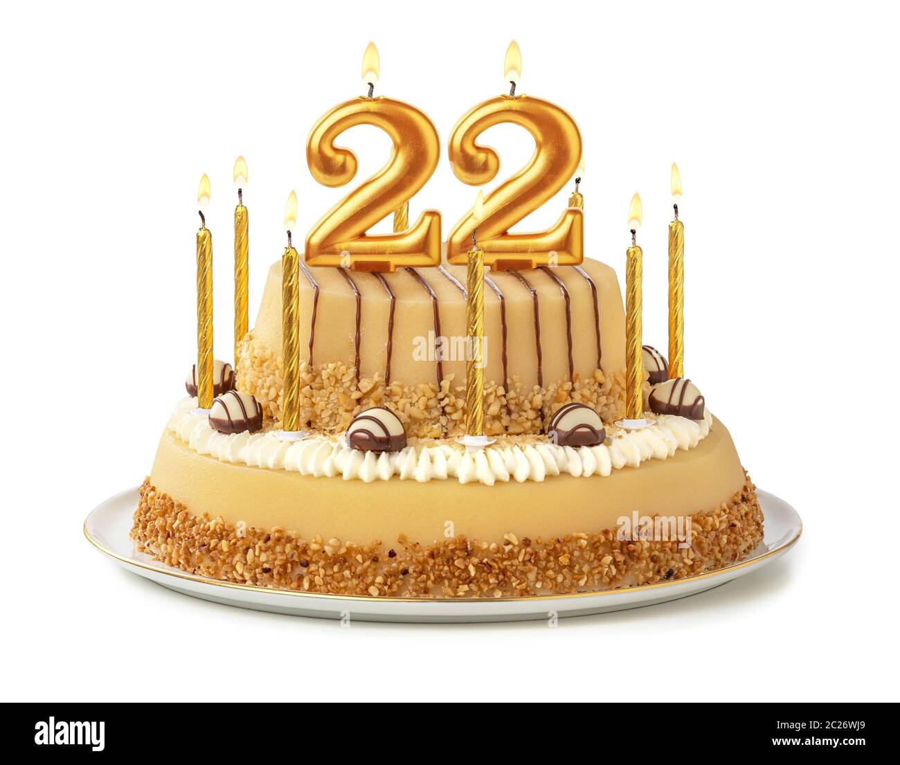 Compleanno di masterizzazione numero di candele 15 sulla torta al lampone Foto stock