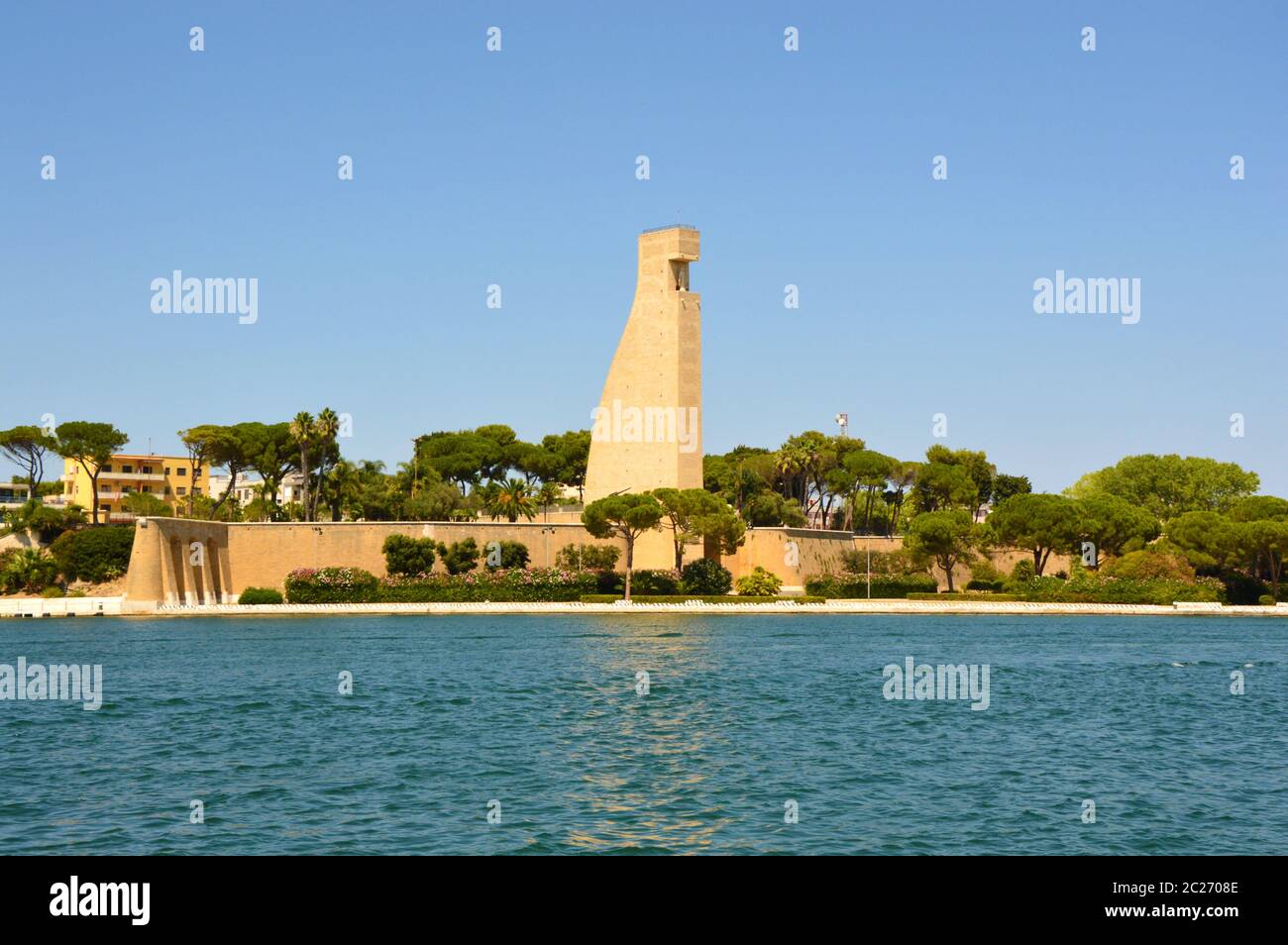 Monumento al Marinaio d'Italia, la città di Brindisi, puglia, italia meridionale Foto Stock