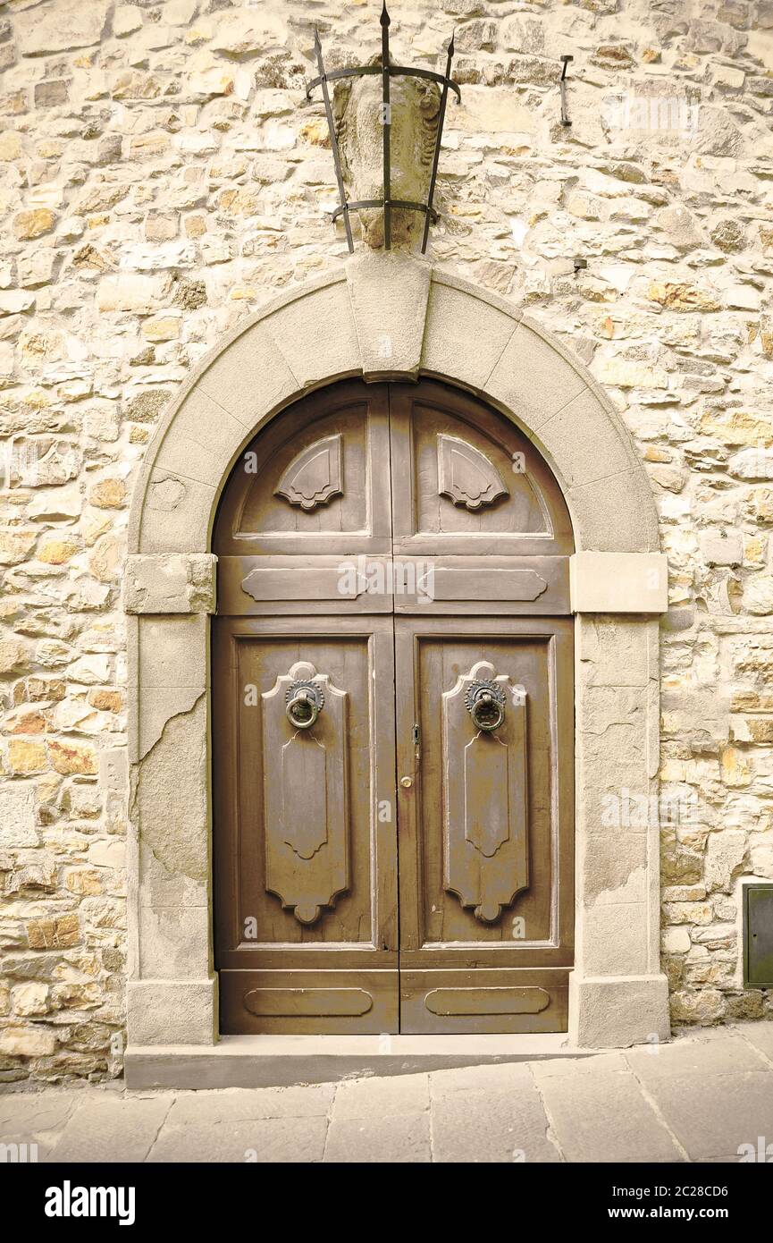 Porta italiana in legno d'epoca Foto Stock